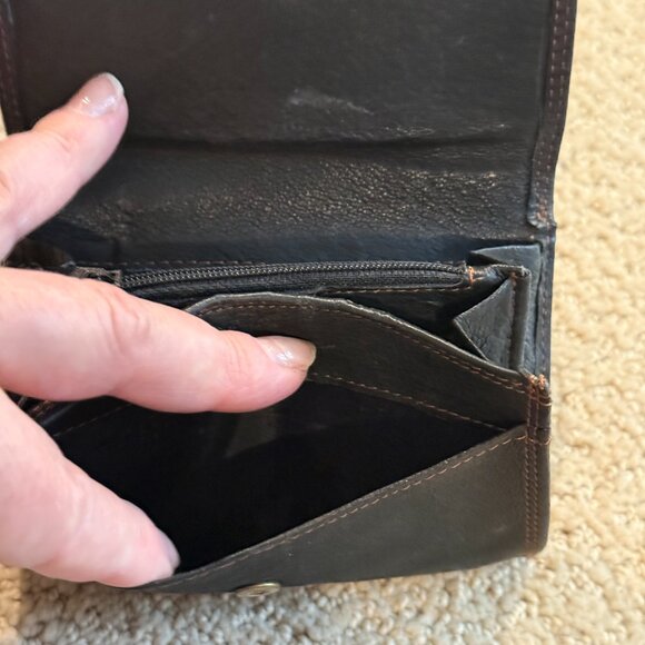 Lloyd Baker Women's Leather Wallet Multi Fold Black 2 Flaps and Zip Coin Pocket - Picture 8 of 16